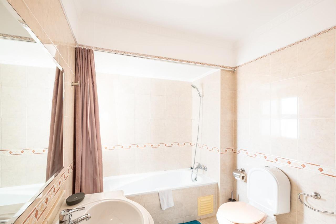 #068 Cozy&Relaxing Flat In Salgados Near Beach Guia  Exterior foto